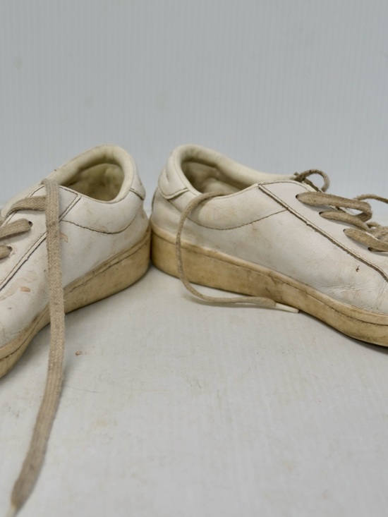 Keds Leather Sneakers 8.5 - Picture 9 of 10